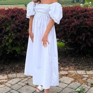 Zara white long puffy sleeve dress